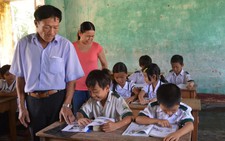 30 năm gieo chữ ở đảo Tam Hải