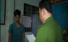 Bênh em họ dùng kéo đâm chết bạn cùng trường
