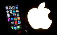 Apple thắng kiện trong vụ mở khóa iPhone 