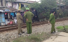 Đang phơi quần áo bị tàu hỏa tông chết