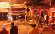 Hỏa hoạn thiêu rụi 4 căn nhà ở Cà Mau