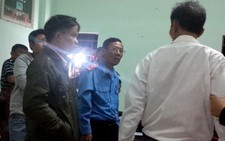Vạ miệng khi làm việc, thanh tra giao thông bị dân đòi 