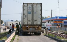 Xử phạt chủ xe và tài xế nằm vạ tại trạm cân