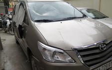 Tạm giữ tài xế ôtô “điên cuồng” bỏ chạy trên phố