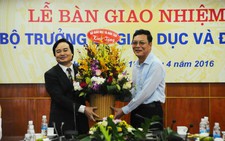 Ông Phùng Xuân Nhạ chính thức tiếp nhận Bộ trưởng GD-ĐT