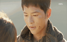 Từ Bi Rain đến Song Joong Ki: 5 “nam thần