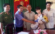 Bà Ánh Ngọc: 
