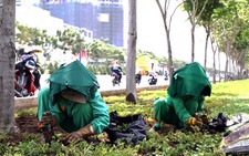 Nắng nóng gay gắt, dân Sài Gòn 