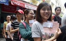 Hơn 1.500 cử tri sinh viên đi bầu cử ở ký túc xá