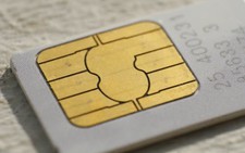 Phát hiện hơn 17 triệu SIM di động kích hoạt sẵn 