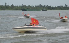 500 cán bộ chiến sĩ diễn tập cứu nạn, cứu hộ đường thủy
