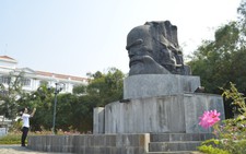 Tượng đài: cần quy hoạch để tránh lãng phí