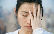 Phụ nữ đau nửa đầu dễ bệnh tim