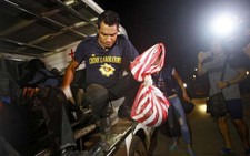 Thêm con tin người Canada bị Abu Sayyaf giết, Philippines lên án