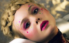 The Neon Demon: ác quỷ xinh đẹp trong thế giới người mẫu