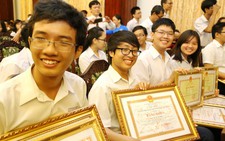 ​Tuyên dương 360 học sinh giỏi tiêu biểu TP.HCM