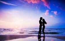 Thơ Sâm Cầm: Ở ngoài kia buồn lắm, thôi mình thương nhau đi