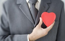 ​Áp lực công việc làm tăng tỉ lệ người trẻ mắc bệnh tim mạch