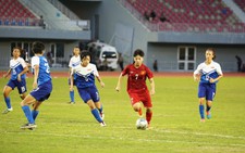 ​Tuyển nữ VN thắng Singapore 14-0