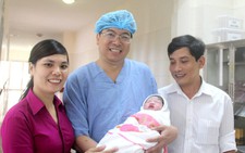 Em bé đầu tiên chào đời nhờ mang thai hộ tại Huế