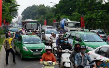 Taxi là 