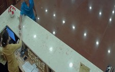 Đóng giả khách vào khách sạn “chôm” đồ
