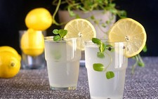 ​Uống nước chanh hàng ngày giúp phòng sỏi thận