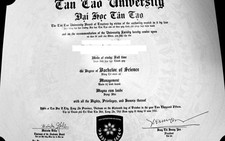 ĐH Tân Tạo: Học phí tăng vọt, cấp bằng sai quy định