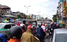 Cấm xe máy chỉ thực hiện được khi dân tự nguyện