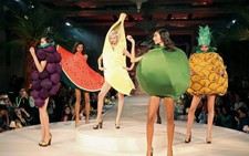 Ý tưởng “thấy là mua ngay” từ các tuần lễ thời trang