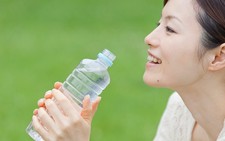 ​Bí quyết uống nước đúng cách để trẻ đẹp như phụ nữ Nhật