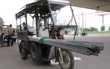 Quản lý nghiêm xe thô sơ sau vụ tôn cứa cổ người đi đường