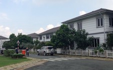 Tá hỏa nhận giấy báo đóng sử dụng đất cả tỉ đồng