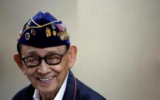 'Đàn anh' Ramos công khai nhắc nhở Tổng thống Duterte 