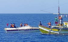 Tổng thống Philippines chọn cách xin cho ngư dân bắt cá ở Scarborough 
