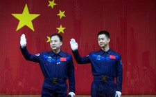 Ngày mai, Trung Quốc đưa hai phi hành gia vào không gian