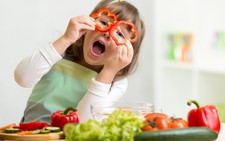 ​Ăn nhiều rau củ khi còn trẻ giúp tim khỏe mạnh ở tuổi trung niên