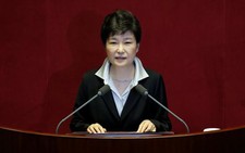 Tổng thống Hàn Quốc Park Geun Hye giảm mạnh uy tín