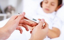 ​Lưu ý khi dùng thuốc hạ sốt cho trẻ em