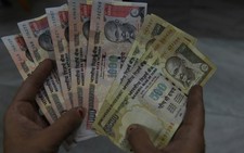 ​Ấn Độ thu hồi tờ bạc 500, 1000 rupee chống tham nhũng