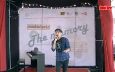 Sinh viên khoái nghe nhạc acoustic
