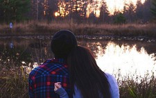 Con tôi học giảm sút vì có bạn gái, làm sao đây?