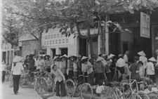 Cười chảy nước mắt với những 'chuyện lạ' thời bao cấp