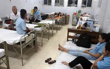 Hàng chục công nhân ngộ độc sau khi ăn cơm với đồ chay
