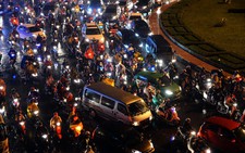 Sân bay Tân Sơn Nhất lại ngập do mưa lớn
