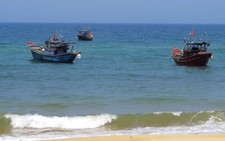 Bộ TN-MT yêu cầu tiếp tục quan trắc nước biển 4 tỉnh miền Trung