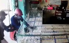 Clip băng cướp táo tợn cướp tiệm vàng ở Tây Ninh