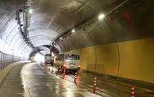 Tai nạn chết người trong hầm đường bộ Phước Tượng
