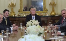 Tháng bận rộn của Tổng thống Trump