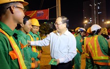 Lãnh đạo TP. HCM và Đà Nẵng chúc Tết công nhân vệ sinh